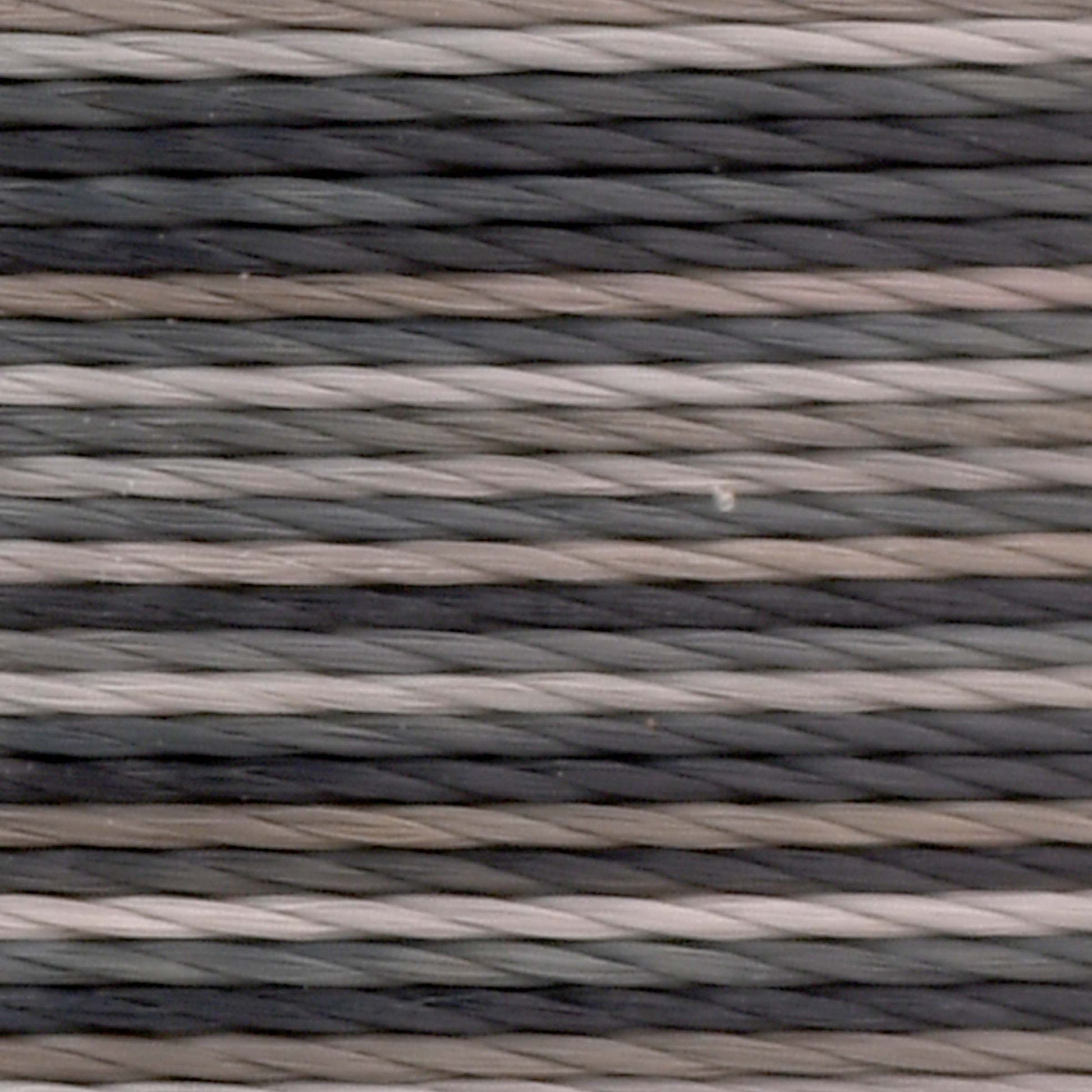 #color_800 black & gray fusion